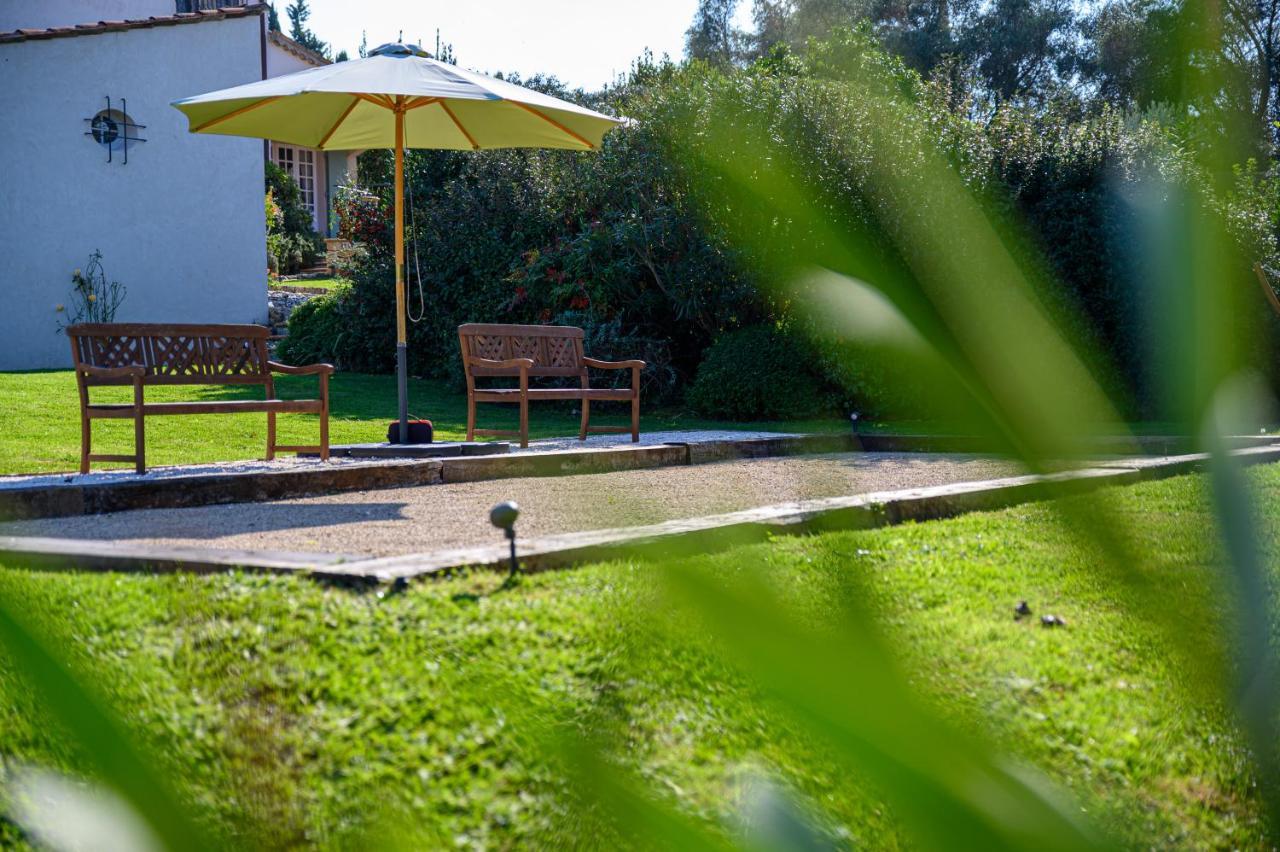 Le Mas De La Source Acomodação com café da manhã Mougins Exterior foto