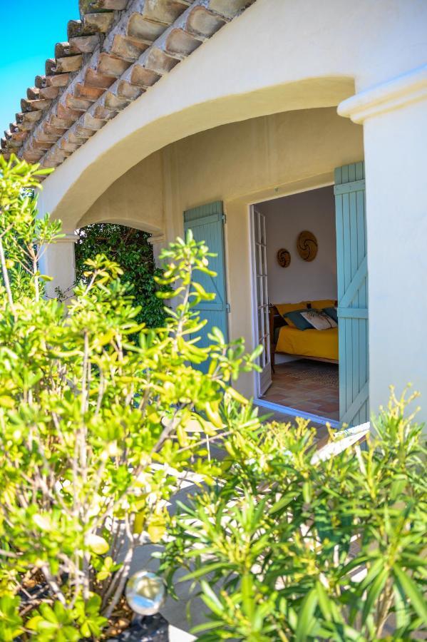 Le Mas De La Source Acomodação com café da manhã Mougins Exterior foto